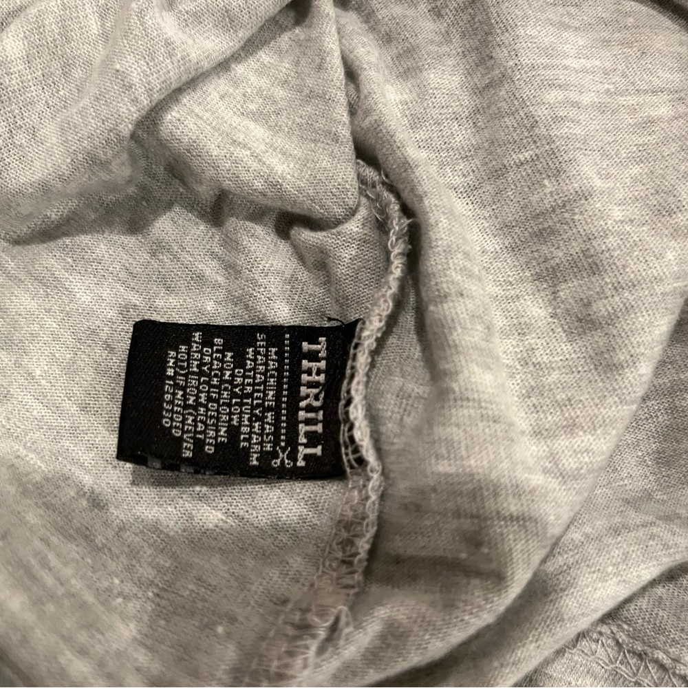 Trendy Gray and Blue Crop Top with 'Good Vibes' Print - Picture 7 of 8